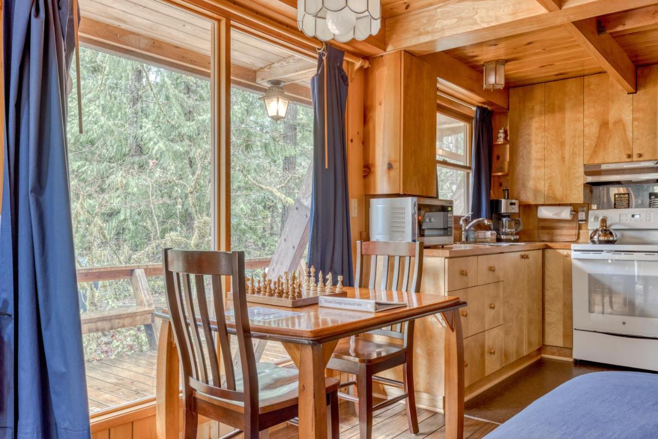 Chalet Shangri-La Welches 외부 사진
